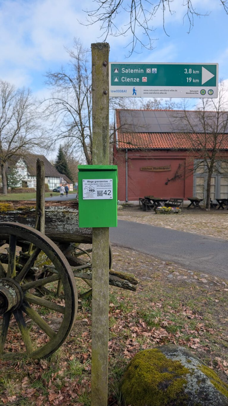 Neue Stempelkiste Nr. 42 – Ziel für Reiter, Fahrer und Entdecker